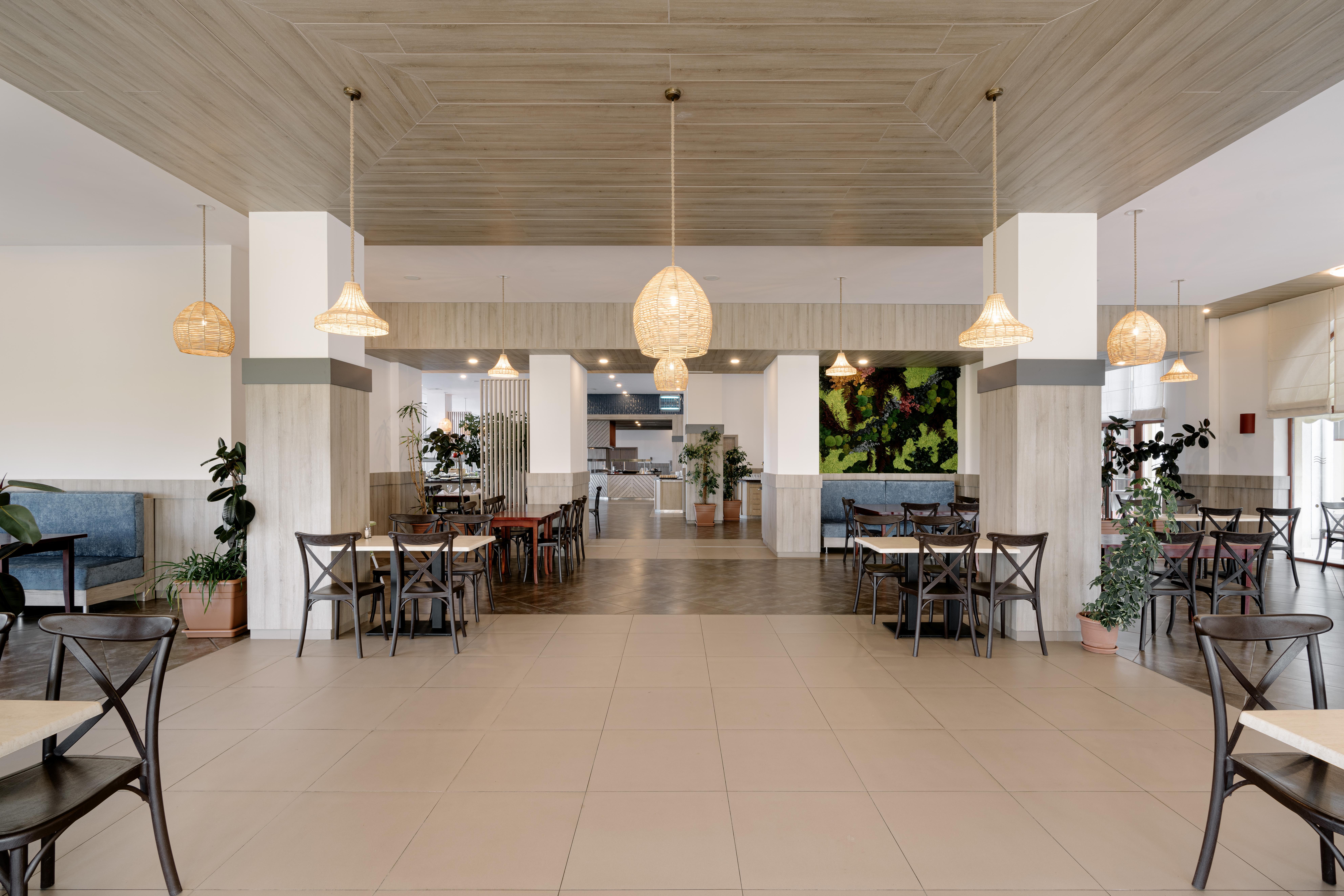 Alua Helios Bay 4* Obzor