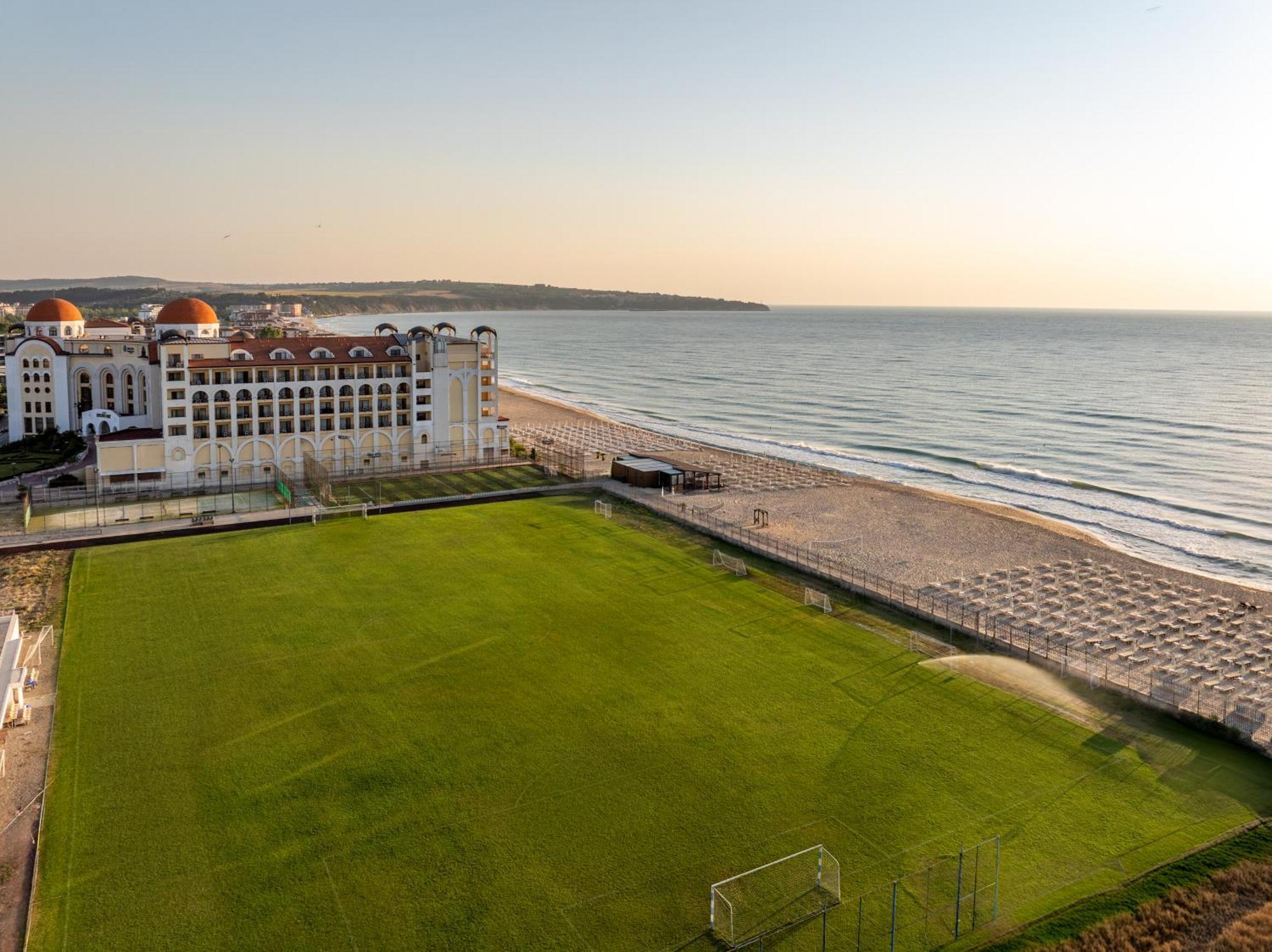 Alua Helios Bay Hotel 4*